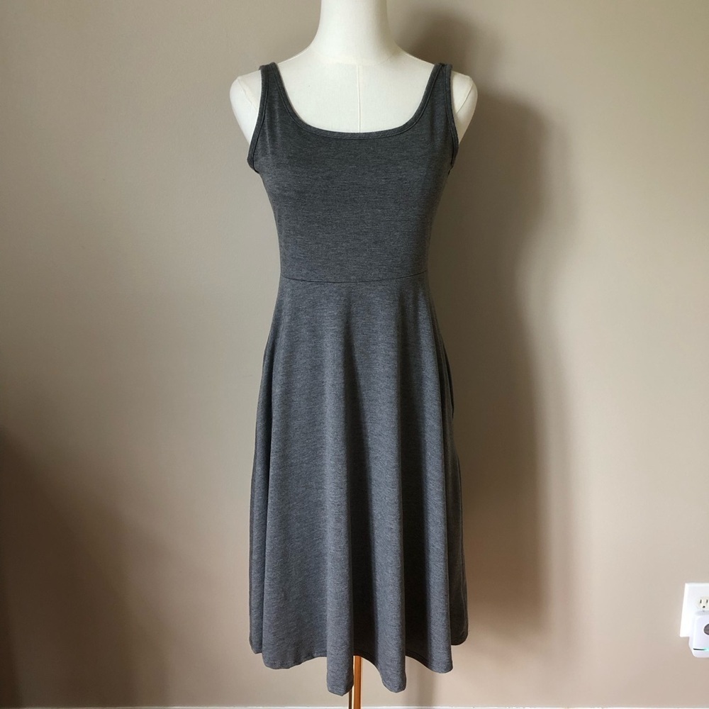Olivia Rae New York Elegant Gray Sleeveless Dress Size M
